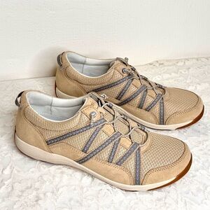 Dansko Harlyn Sneakers Slip On Shoes Athletic Walking Comfort Sand 40 | 10-10.5